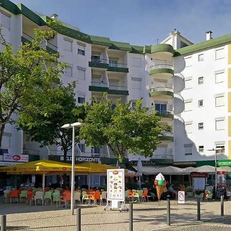 Praia Da Rocha Beach View * פורטימאו